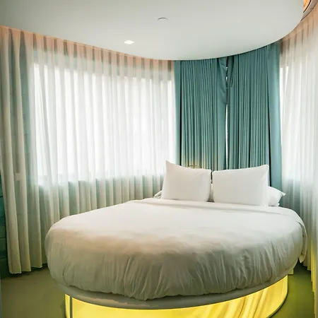 Wc By The Beautique فندق 4*