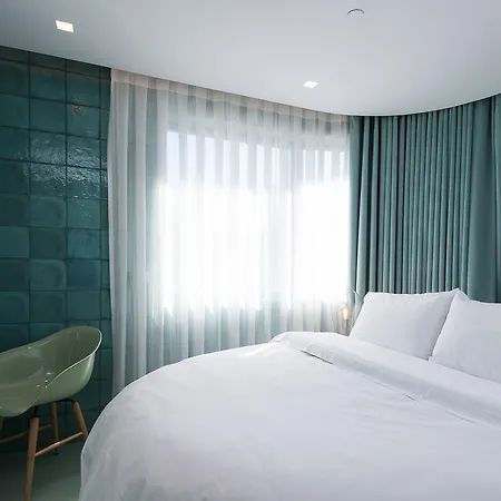 Hotel Wc By The Beautique